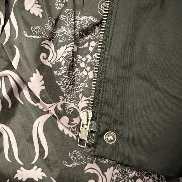 Black Casual Jacket Womans Size Small Full Zip Hidden Hood Elastic Waist - Picture 11 of 11